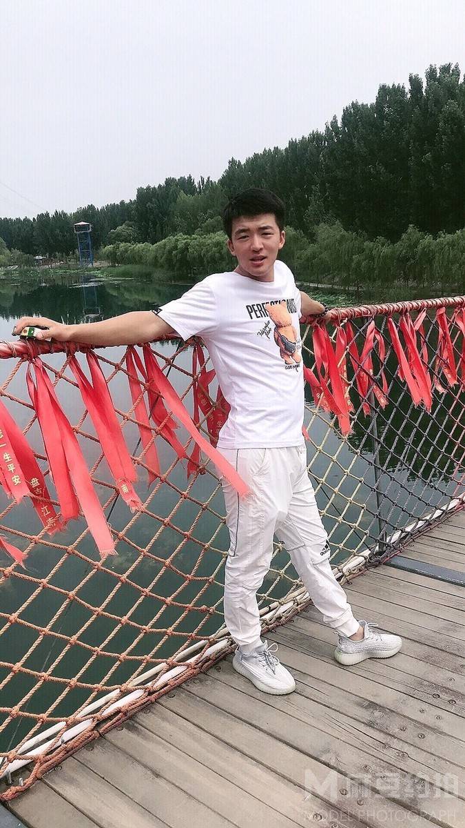 黑白模特