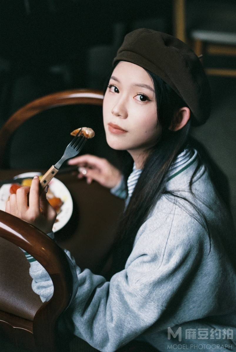 胶片模特