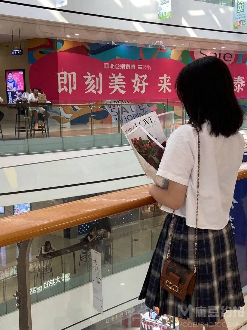 纪实模特
