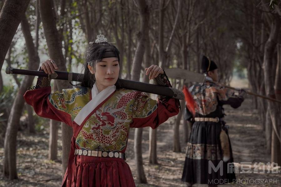 汉服模特