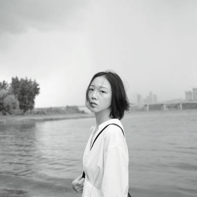 黑白模特