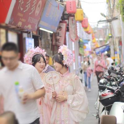 汉服模特