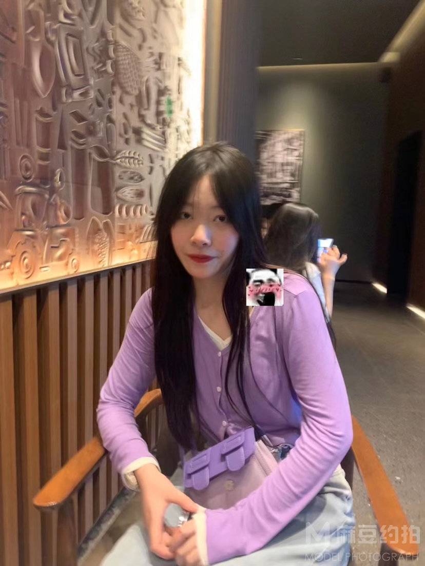 纪实模特
