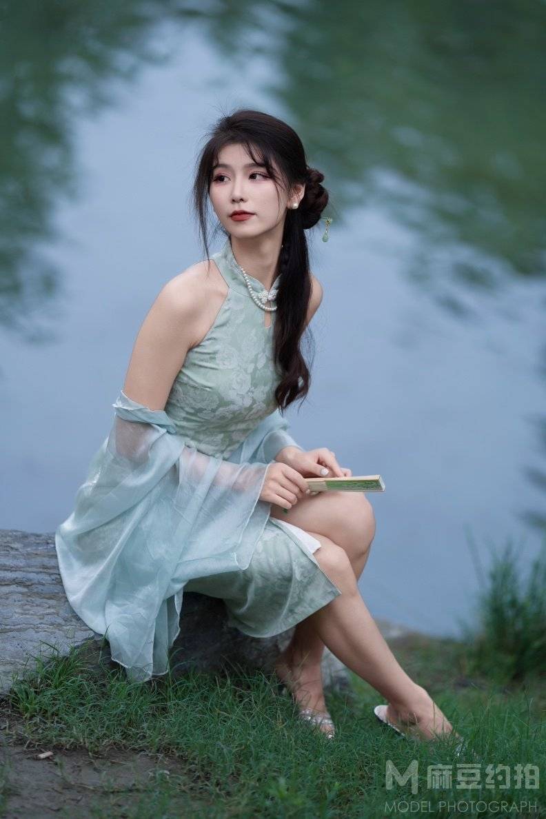 清新模特