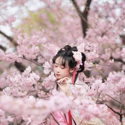 汉服模特
