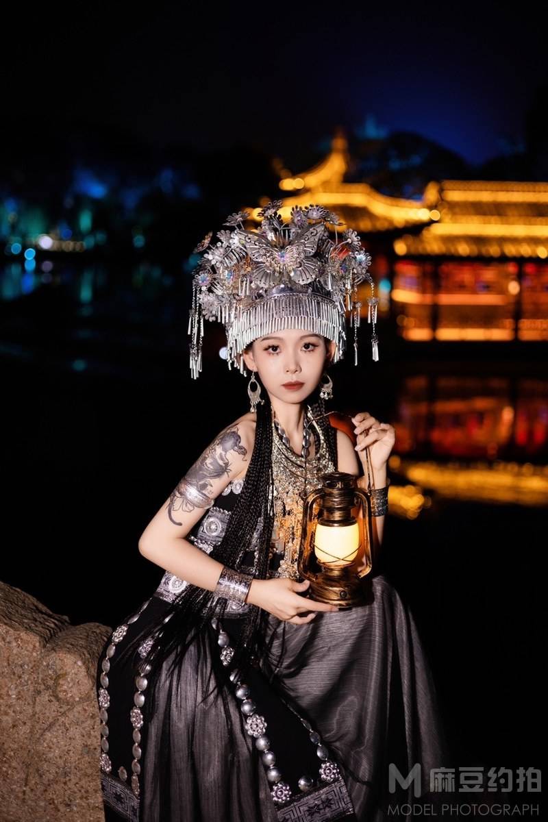夜景模特