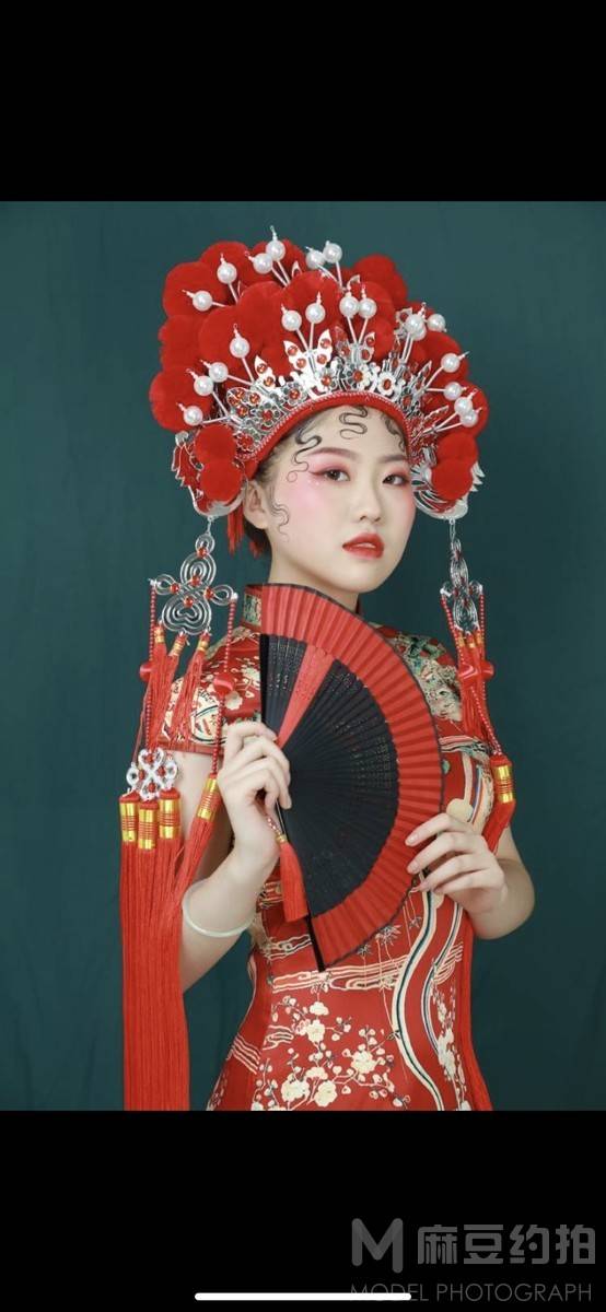 妆容模特