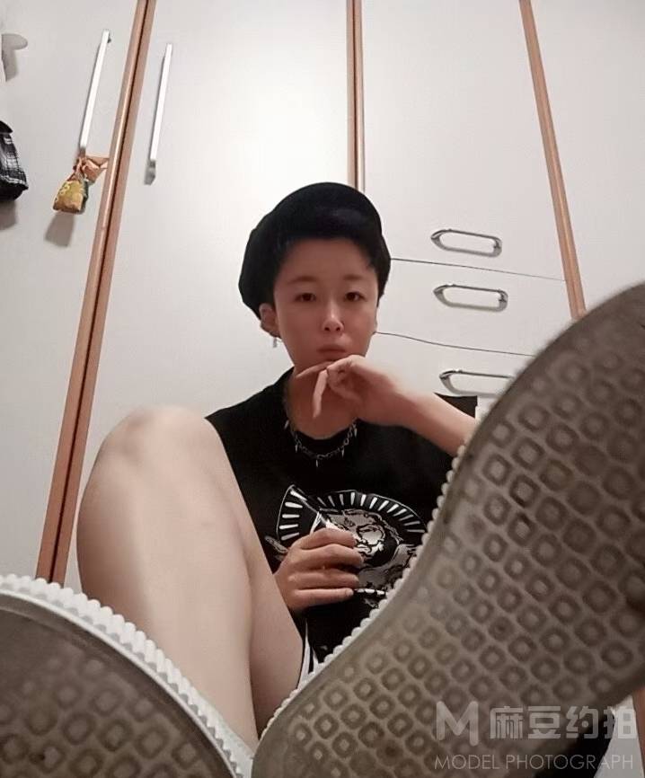 黑白模特