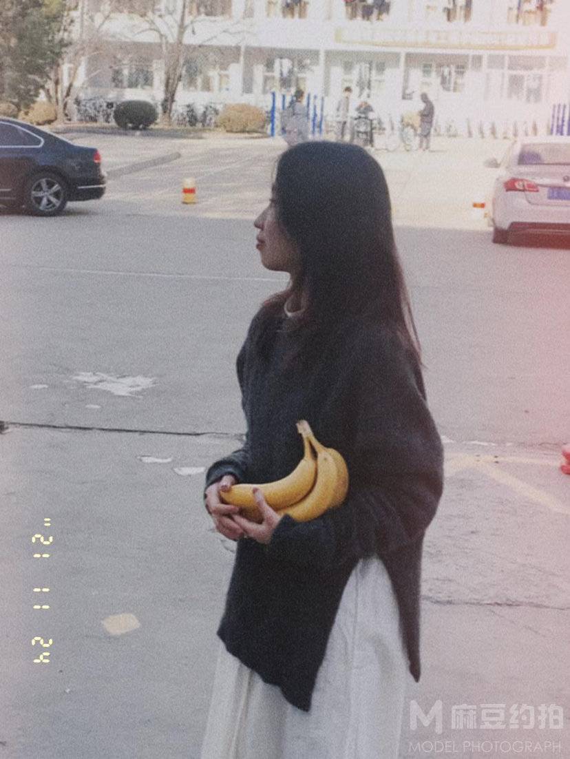 黑白模特