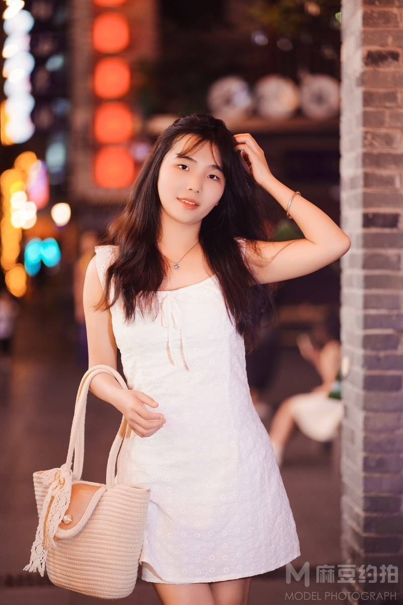 夜景模特