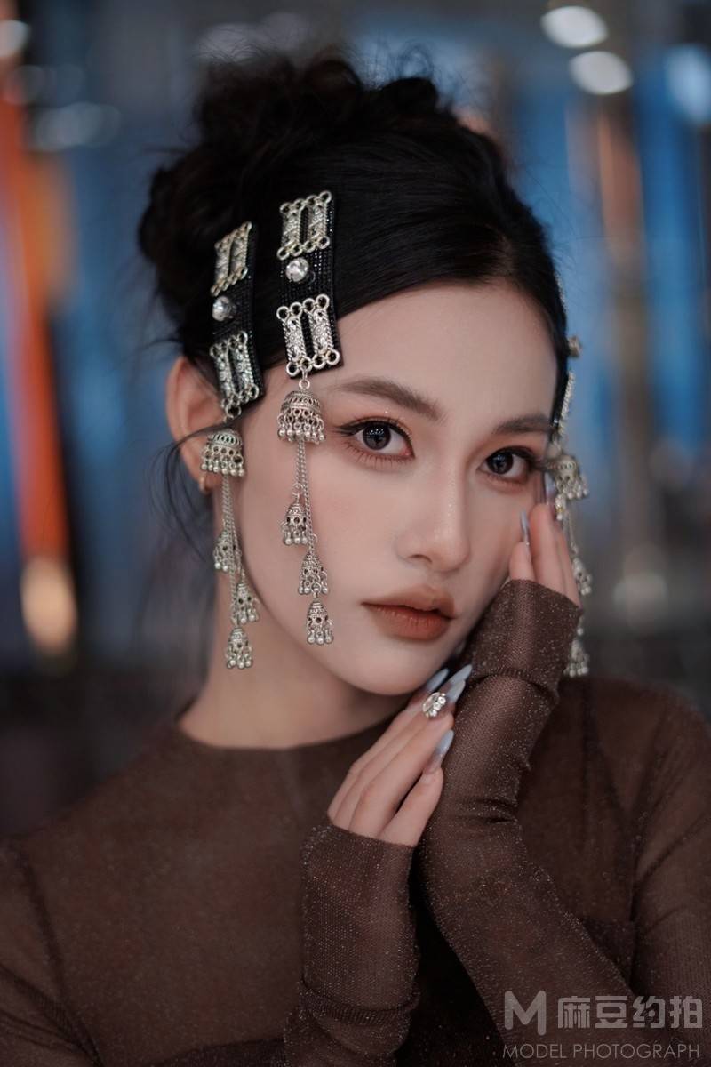 妆容模特
