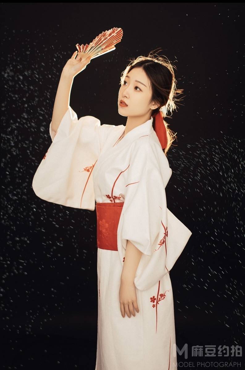和服模特