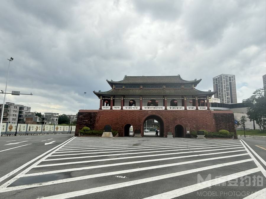纪实模特