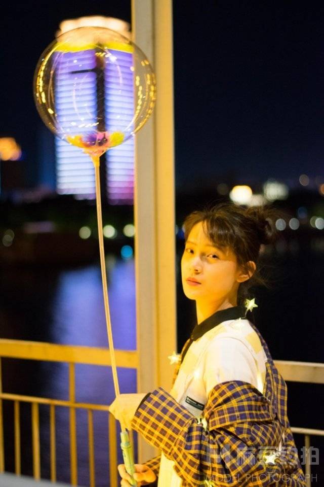 夜景模特