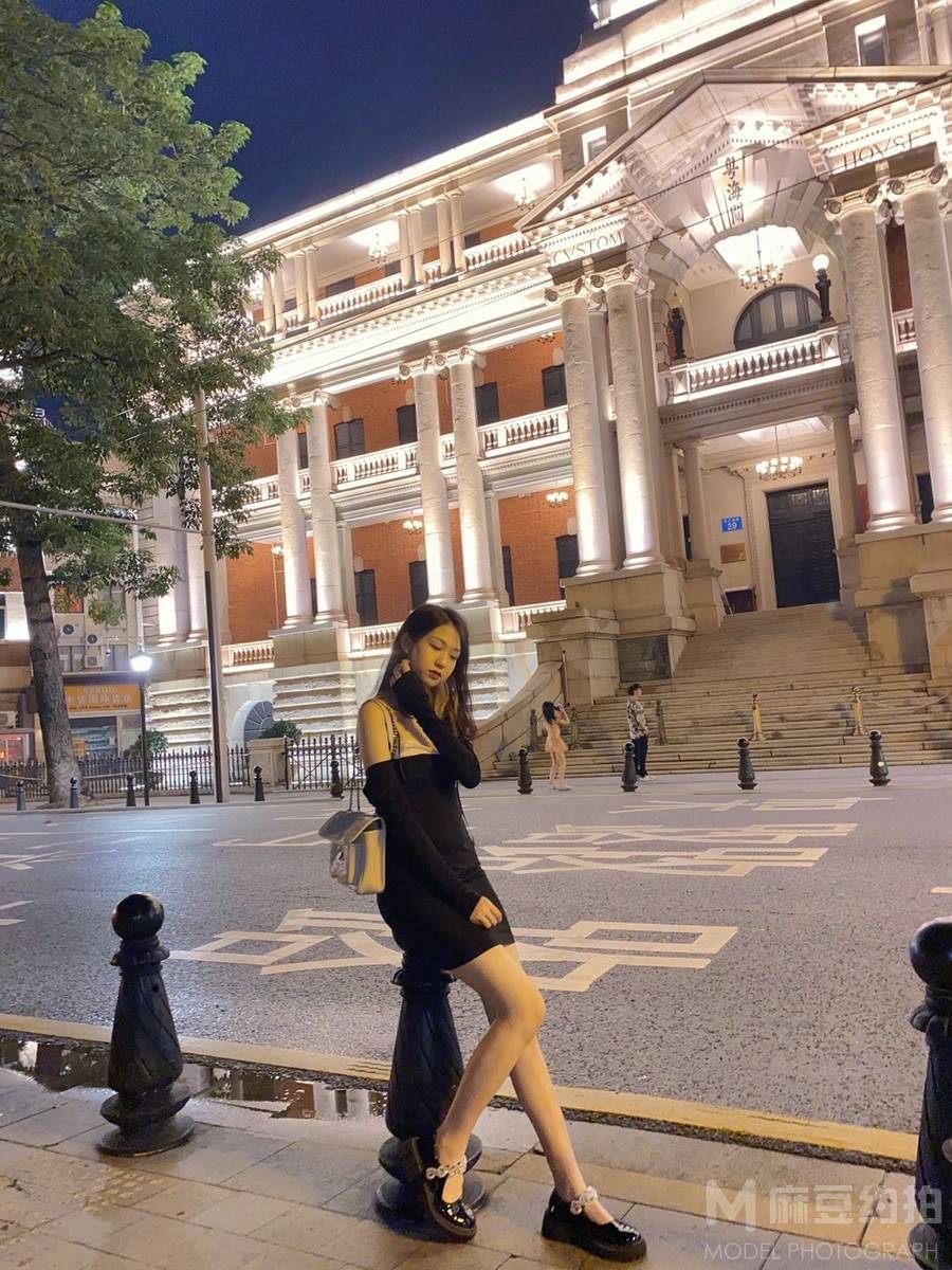 夜景模特
