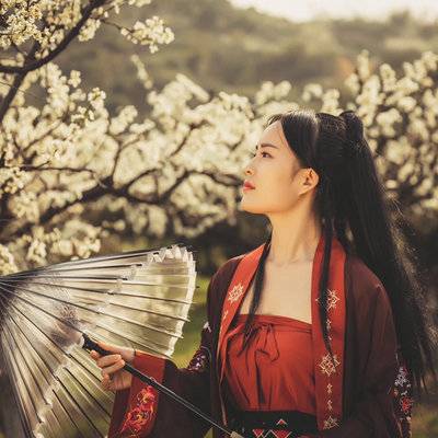 汉服模特