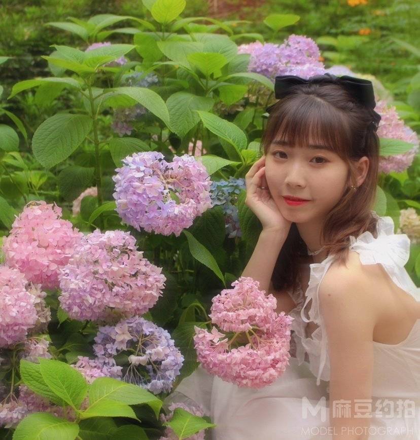 清新模特