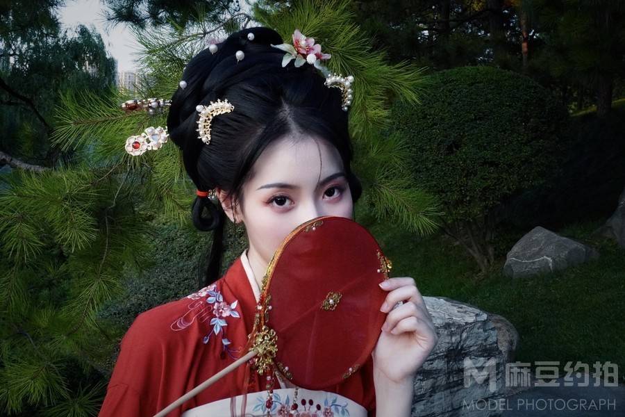 校园模特