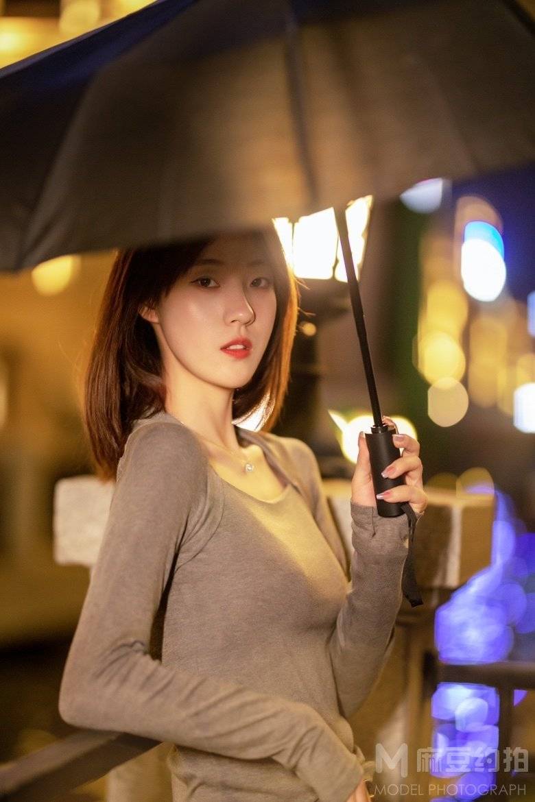 夜景模特