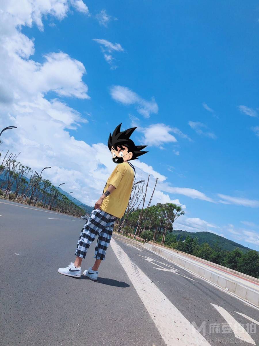 校园模特