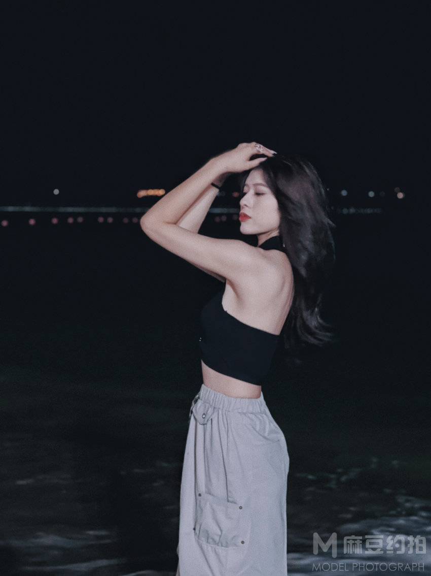 夜景模特
