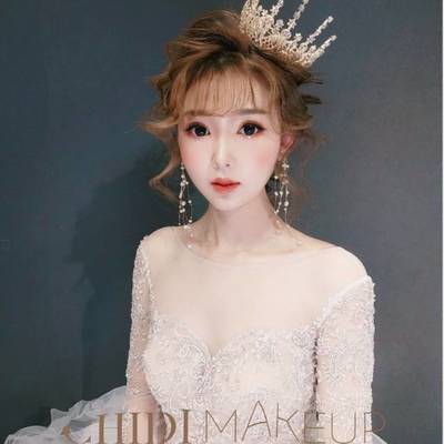 妆容模特