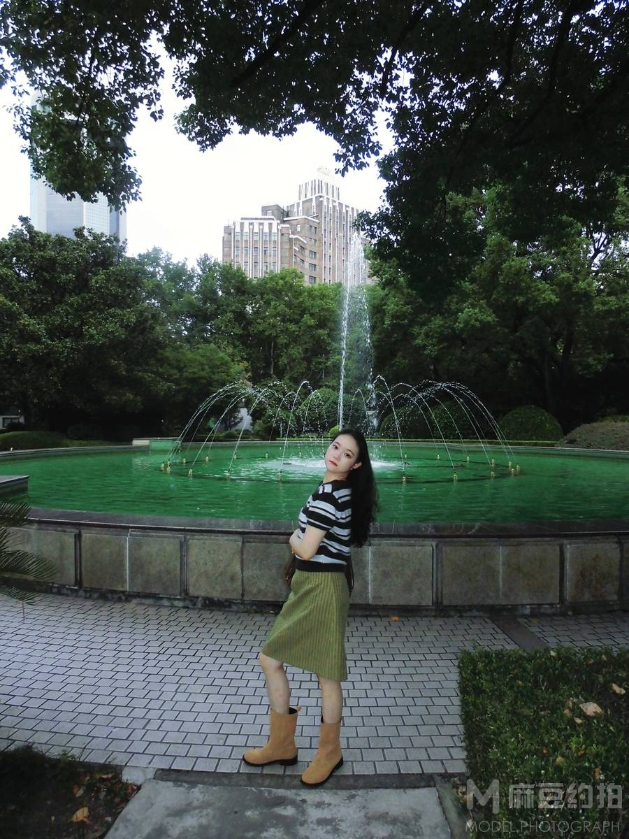 清新模特