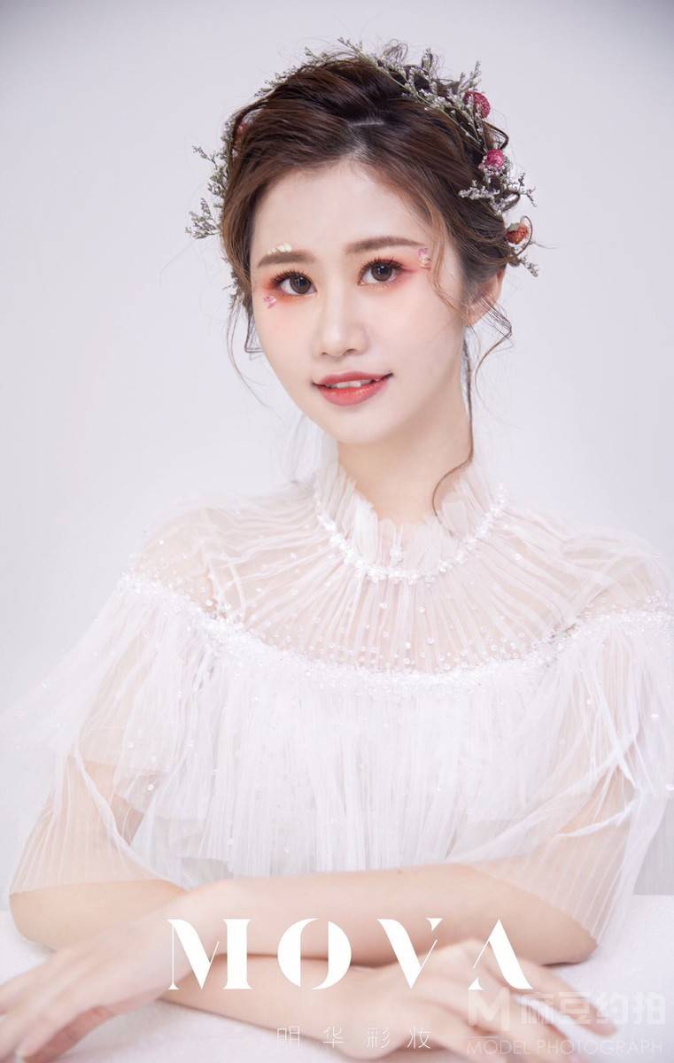 妆容模特