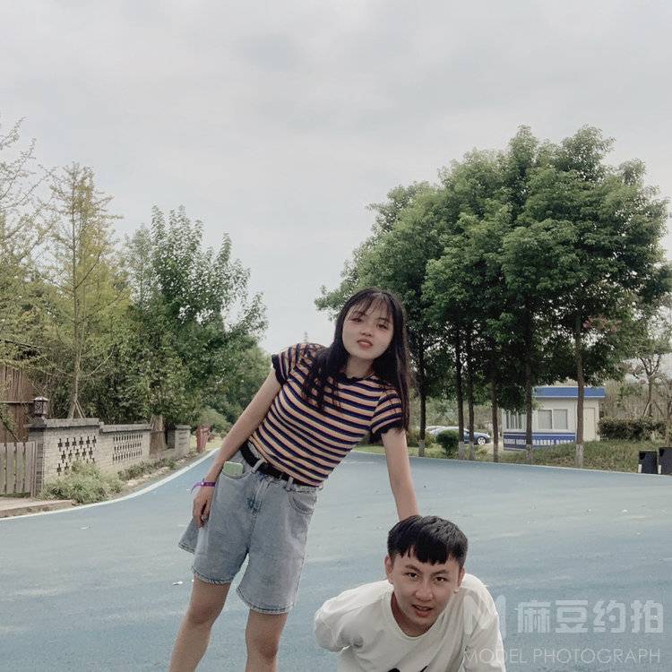 情侣模特