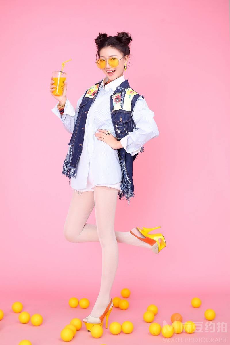 妆容模特