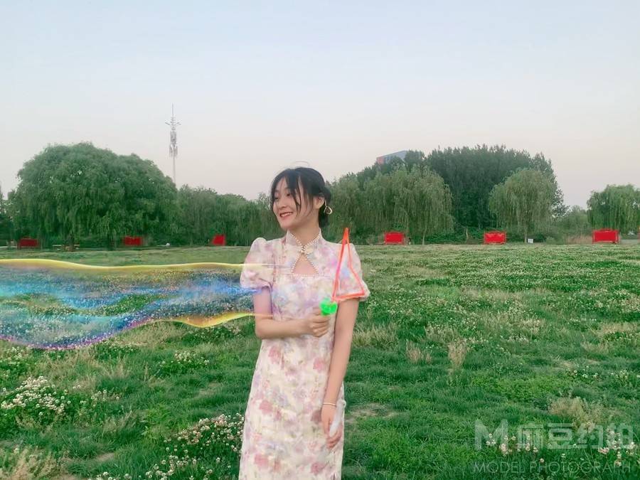 清新模特