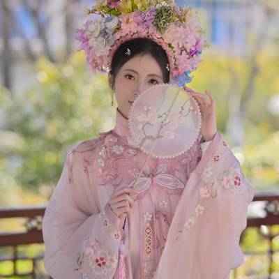 汉服模特