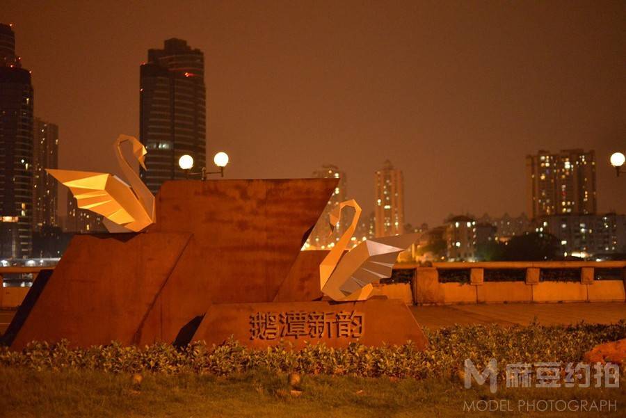 夜景模特
