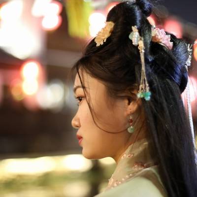 汉服模特