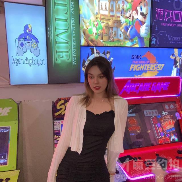 校园模特