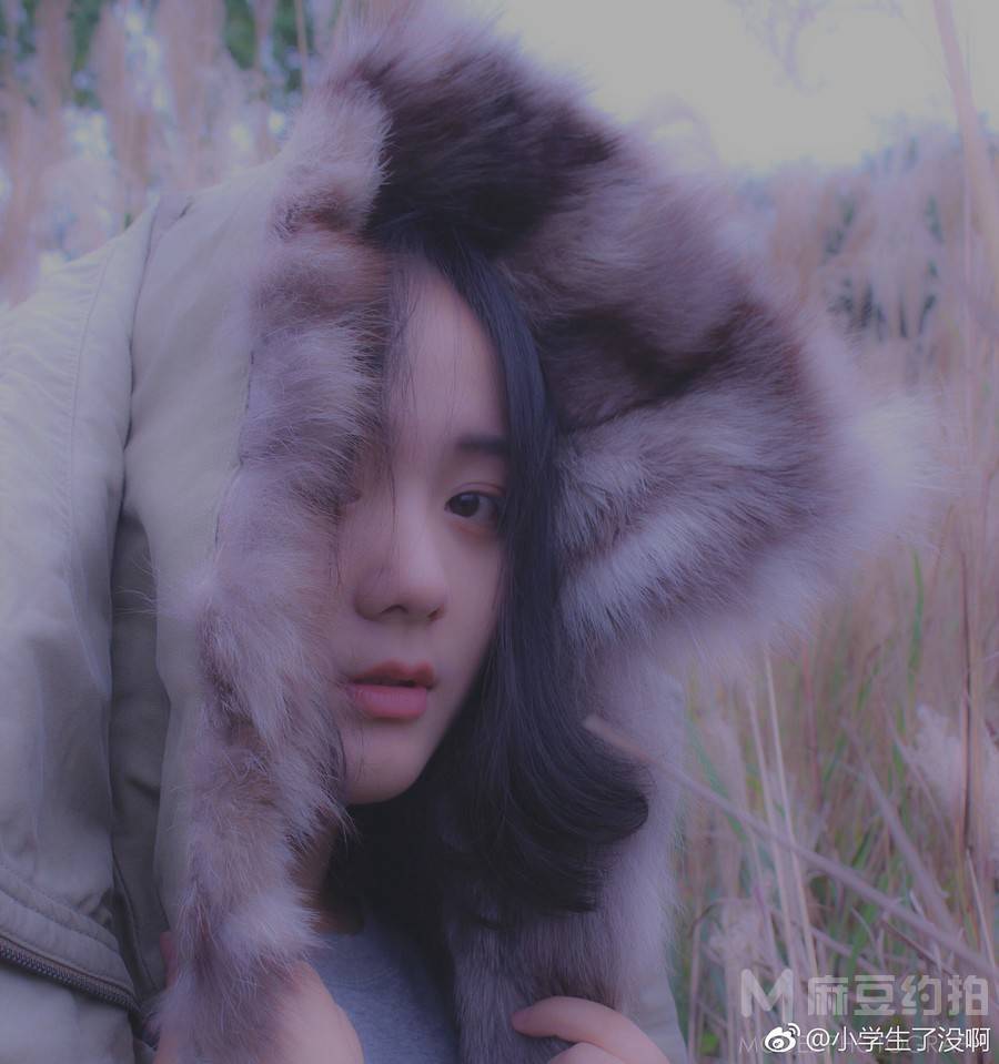 黑白模特