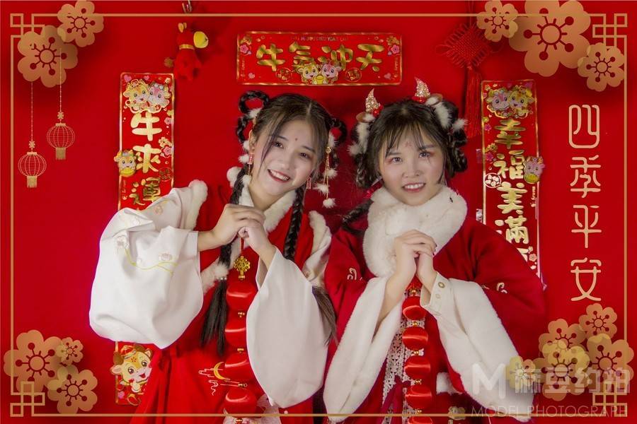 汉服模特
