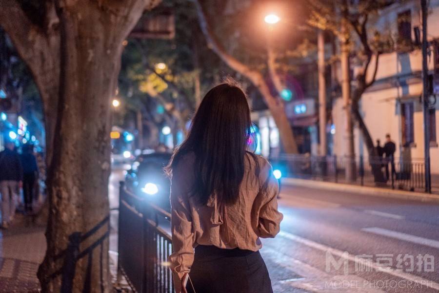 夜景模特