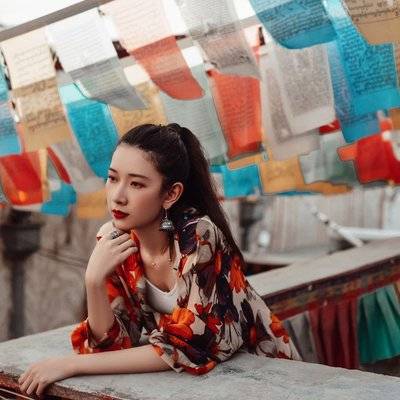 汉服模特