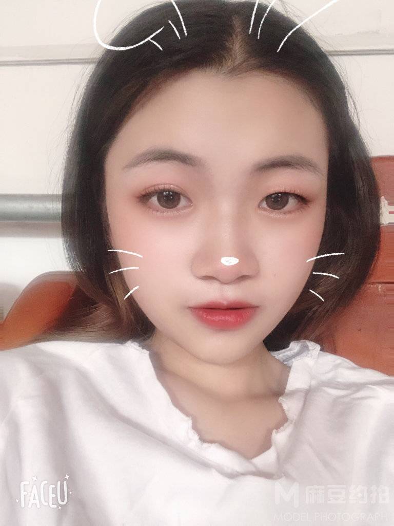 少女模特