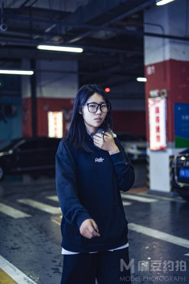 夜景模特