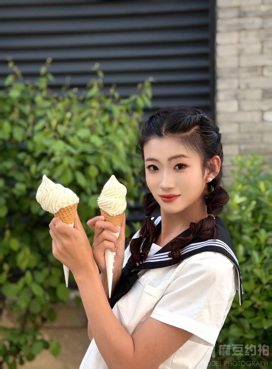 校园模特