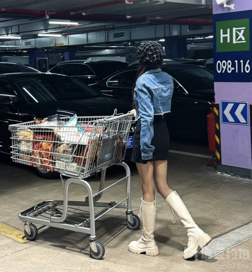 暗黑模特