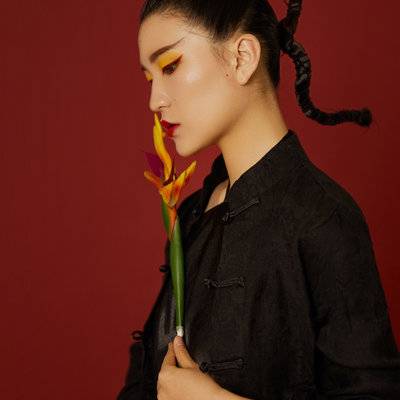 情绪模特