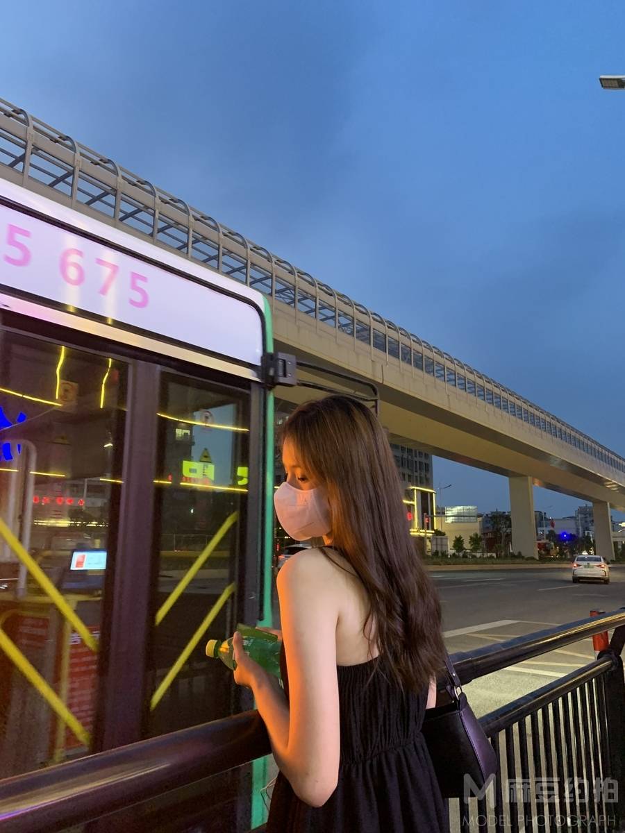 胶片模特