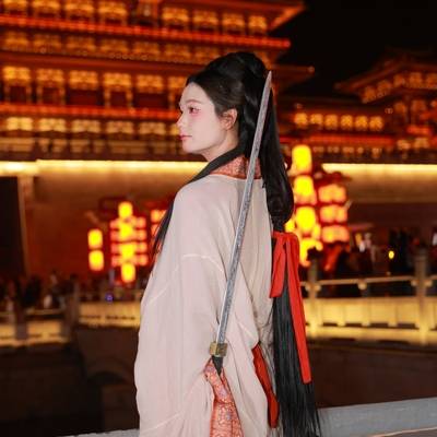 汉服模特