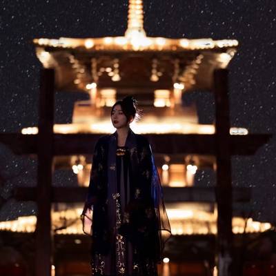汉服模特
