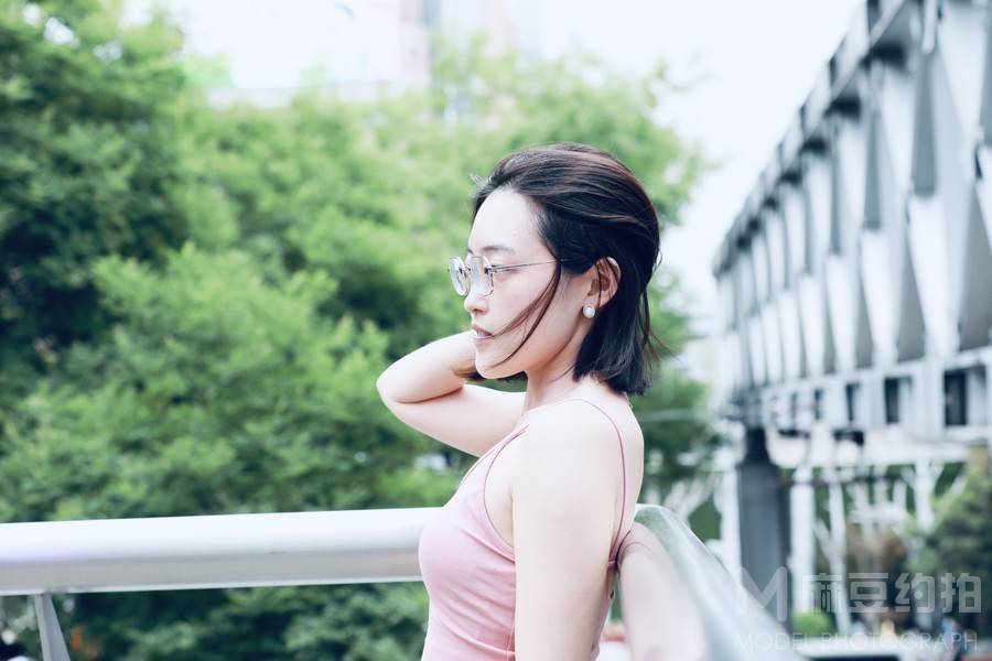 纪实模特