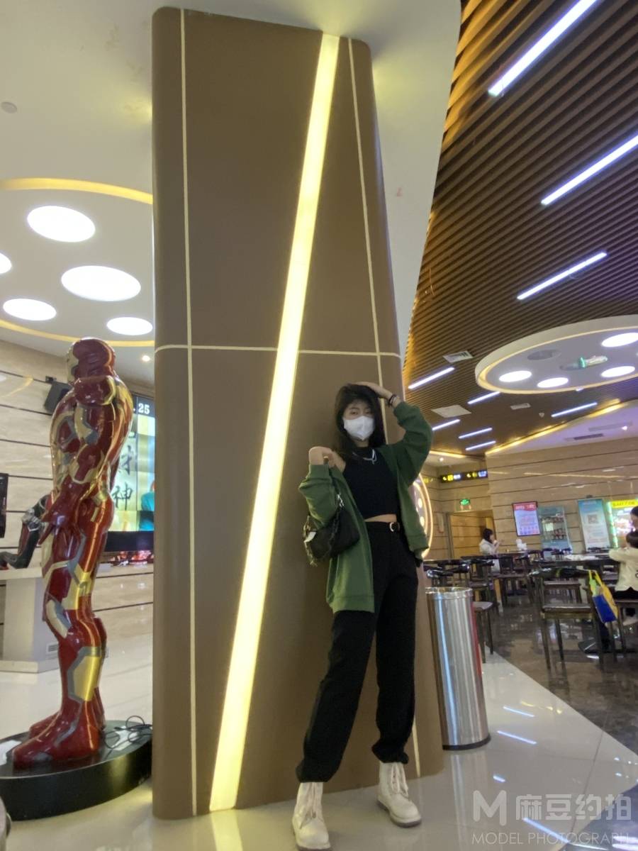 胶片模特