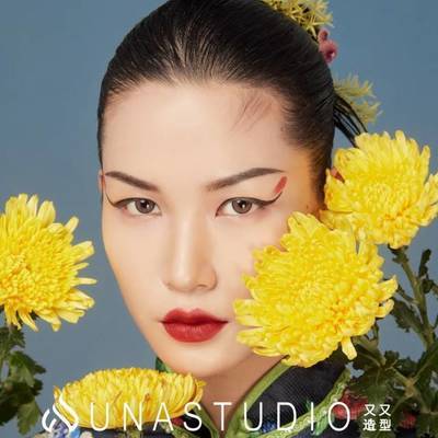 妆容模特